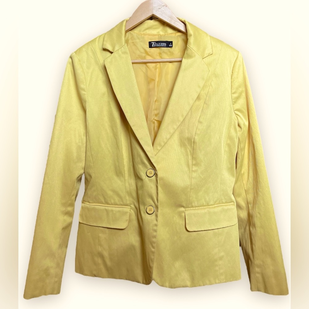7 ave New York and Co Size 12 Canary YellowTrim Clover Lapel Blazer Jacket